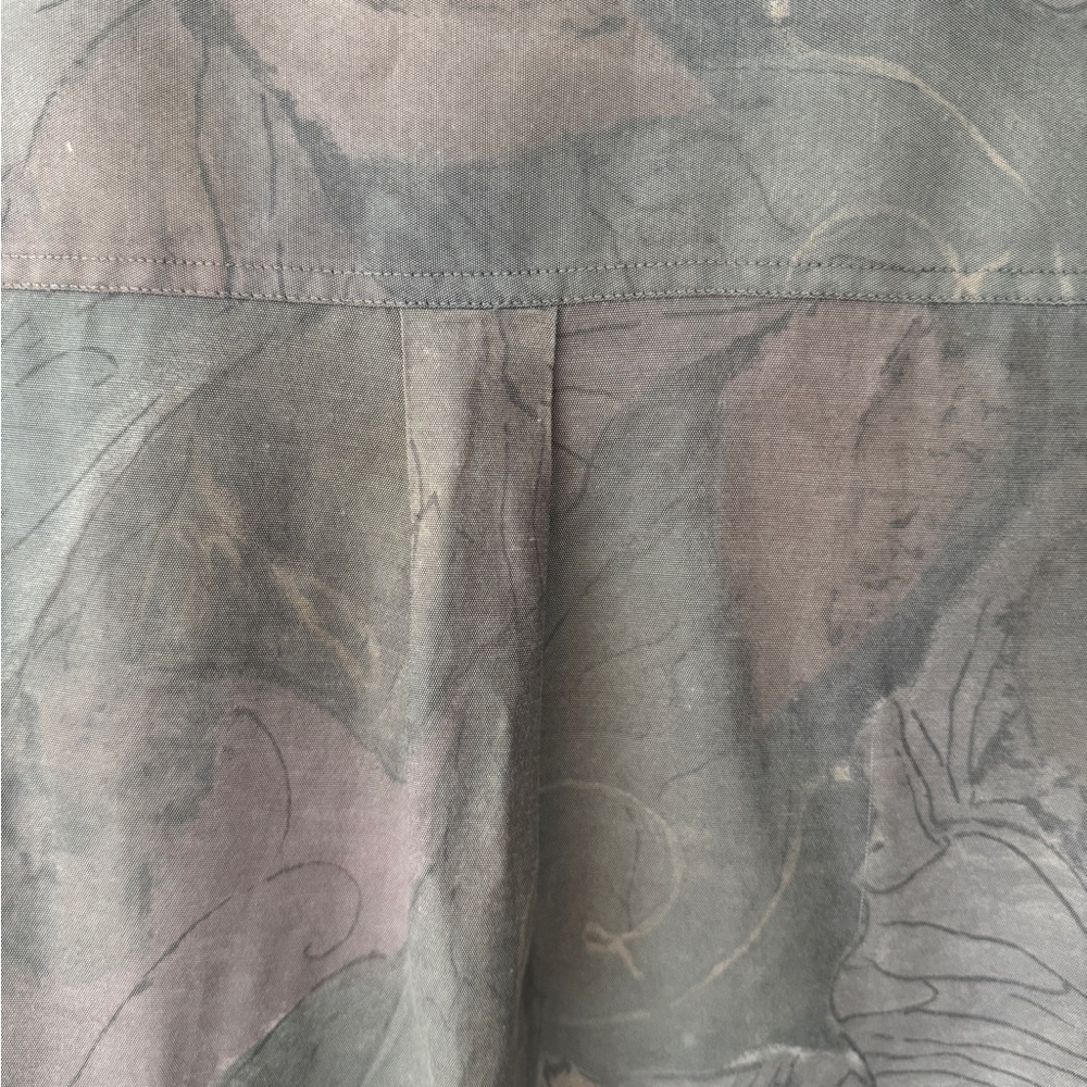 Abstract Patterned Button-Up Shirt - image 4